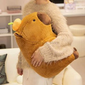 Películas TV Feath Toy Kawaii Capybara Plush Toy Animales de peluche Capybara With Orange Soft Doll Toys Birthday Christmas Gift 240407