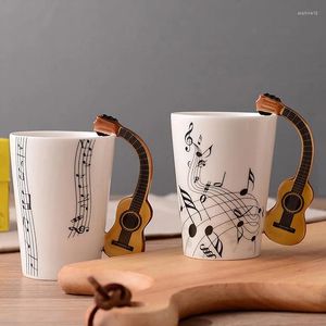 Tazas 240 ml Música creativa Taza de cerámica Guitarra Violín Estilo de café Lindo Pista de leche de café y tazas con manejo de regalos novedosos