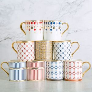 Tasses 350 ml de style britannique Luxury Stripes Os Bone China Caxe Café Masse d'après-midi After