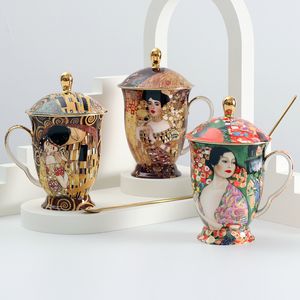 Tasses Bone China Coffee Mug avec couvercle et cuillère Antient Klimt Painting Porcelain Tea tasses avec couvercle Gift d'anniversaire de mariage 230812