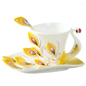 Tasses créatives 1 set Paacock Coffee Soucoucer Céramic Bos China China 3D Color Ematel Porcelain tasse avec et cuillère