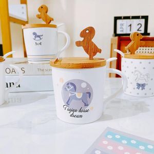 Tasses mignonnes carrousels créatifs dessin animé romantique Purre en céramique Tasse de téléphone mobile Porte-téléphonie avec housse de tasse de thé au lait