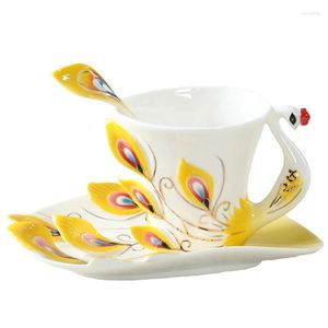 Tasses HF Creative 1 Set Paon Café Soucoupe Céramique Bone China 3D Couleur Émail Porcelaine Tasse Avec Et Cuillère