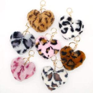 Multicolore léopard boule de fourrure amour porte-clés pendentif pêche coeur fille voiture téléphone portable sac suspendu en peluche porte-clés bijoux dames