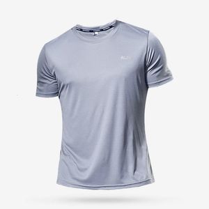 Multicolor Quick Dry Short Sport Sport T-shirt Gym Gym Jerseys Fitness Trainer Running Tshirt Mens Breathable Sportswear 240411