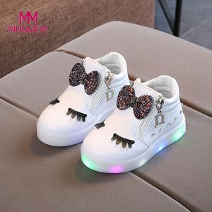 MUQGEW, botas luminosas LED con lazo de cristal para niños y niñas, zapatillas, zapatillas, Nudo de mariposa, zapatos blancos pequeños con diamantes # EW