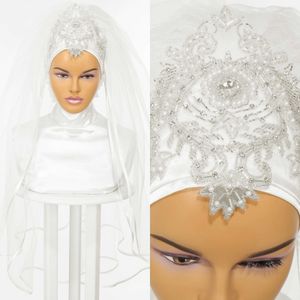 Muslimische Hochzeit Brautschleier 2022 Strasssteine Kristalle Braut Hijab Kopfbedeckung Ellenbogenlänge Islamischer Turban für Bräute 2-lagiges Kopftuch