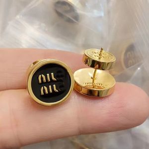 Pendientes MUU de lujo con forma de letra M, pendientes de esmalte de aceite en forma de gota de macarrón para mujer, pendientes Ins, regalos de fiesta al por mayor