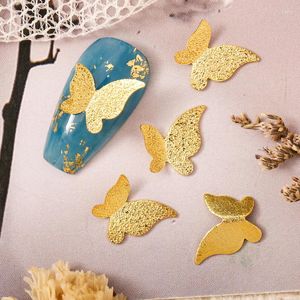 Decoraciones para uñas, 50 unidades/paquete, venta al por mayor, dijes de aleación para uñas, mariposa, diferentes tamaños, llegada, tachuelas de Metal dorado, joyería para manicura