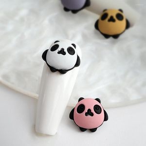 Décorations d'art d'ongle 5pcs décoration exquise tridimensionnelle anti-chute non-décoloration belle macaron spray laque panda géant