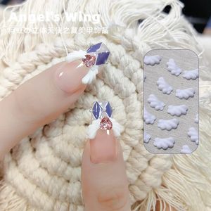 Décorations d'art d'ongle blanc Cupidon Angel Wing Nails Charm 3D Romantique Sailor Girl Moon Décoration DIY Kawaii Manucure AccessoriesRightLeft 231012