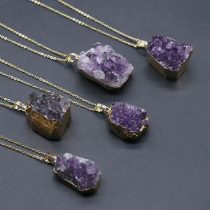 Pendentif en améthyste naturelle, collier de guérison, bord doré brut, décor de géode, décoration suspendue en cristal violet fait à la main pour Relea269g