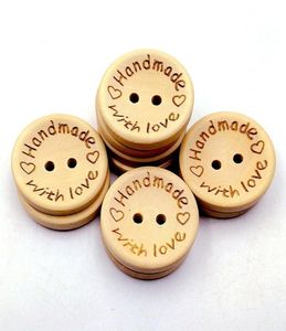 Botones de madera de color natural letras de amor hechas a mano Botón de madera de madera DIY ACCESORIAS DE APARIENTES DE BEBENTE9140527