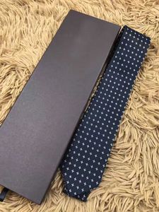 Cravates de cou hommes lettre cravate soie motif impression Jacquard fête mariage tricot Design de mode avec Box2021