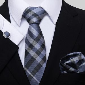 Corbatas para el cuello Mezcla de colores Estilo al por mayor Regalo de boda Corbata Cuadrados de bolsillo Conjunto Corbata Negro Hombres Traje sólido Accesorios Fit Business 231128