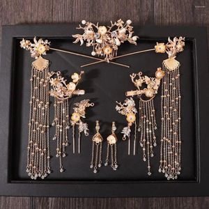 Conjunto de collar y pendientes, peinetas para el pelo con borlas de mariposa, flor de aleación de perlas, corona de estilo chino, palo de joyería para boda y novia