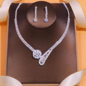 Ensemble de collier et boucles d'oreilles Stonefans, bijoux simples en forme de fleur en Zircon, accessoires de mariage, Design strass, vente en gros, 2024