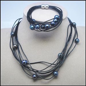 Colliers 1 ensembles de colliers ras de cou pour femmes, perles d'eau douce noires, chaînes à cordon en cuir noir véritable avec fermoirs magnétiques, collier à breloques