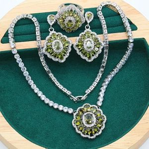 Collares Collar personalizado Sier Conjuntos de joyas para mujer Boda Verde oliva Topacio Pendiente Anillo Colgante Regalo de Navidad de Halloween