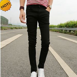 Nuevo 2018 Primavera Verano Skinny jeans para hombre ocio pies elásticos pantalones ajustados pantalones largos negros Pantalones lápiz baratos Hombres al por mayor S913