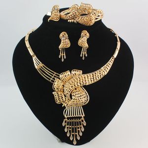 Joyería africana 18K oro \ plateado Rhinestone collar llamativo pulsera anillo pendiente moda mujer conjuntos de joyería de alta calidad