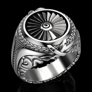 Nouvelle arrivée Creative Heavy Metal Turbine Ring European and American Punk Style Men Vintage Retro Retro Silver plaqué Ring Jewelry298T