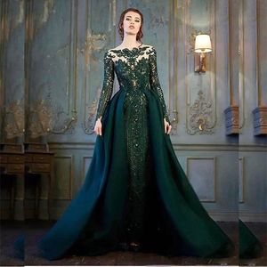 Nouvelle arrivée Robe de soirée Empire Empire Green Lace Sequins avec manches longues Robe de soirée formelle élégante Satin pour la mode de piste de bal