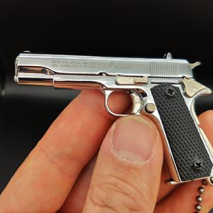 New Arrivals Mini Colt 1911 Alloy Metal Pistol Gun Removable Keychain Miniature Model Collection Ornament Craft Pendant Toy Gifts 1088