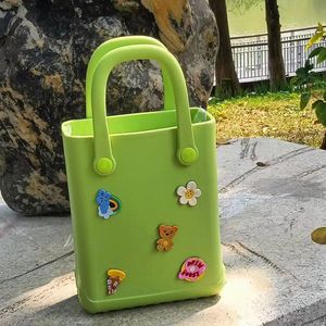 Nuevo bolso de playa para niños, bolso de moda impermeable eva, bolso duro pequeño simple 21*6*16