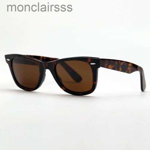 Nouvelle marque classique wayfarer Luxury Square Sunglasses Men Femmes Femmes Cadre d'acétate avec verrures Ray Lenses de soleil pour mâle UV400 TortoiseShell Co 2UU7