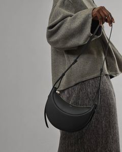 Bolso de diseño de hombro Bolsos cruzados para mujeres de mujer negro Bolsa Media Crescent Bolsa Hobo Correa de hombro Hight Bolso de calidad de cuero