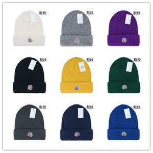 Nouveaux bonnets de créateurs de mode chapeaux Modèles pour hommes et femmes bonnet bonnet d'hiver chapeau de laine tricoté plus bonnet de velours crânes Masque plus épais Chapeaux à franges Top boule de vrais cheveux H5