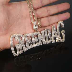 Nuevo diseñador enorme bolso verde grande letra encanto colgante collar con cadena de cuerda Hip Hop mujeres hombres pavimentado completo 5A Cubic Zirconia Boss hombres regalo joyería