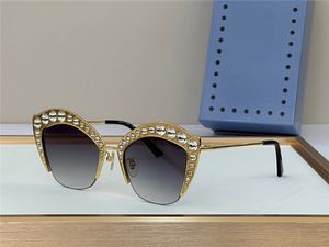 Nuevo diseño de moda gafas de sol para mujer 0114 encantador ojo de gato medio marco con incrustaciones de diamantes de colores brillantes estilo reina lente UV400 de alta calidad