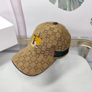 Nouveau créateur de mode Baseball casquette masquette chapeau casquette chapeaux de balle de balle féminine de la brode