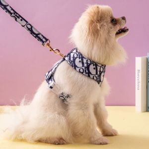 Nouveau créateur de luxe à la mode pour chiens de compagnie de chien de chien poitrine de poitrine ensemble petit collier de chien de taille moyenne sangle de compagnie de chien