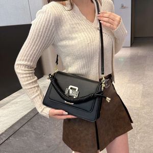 Nouvelle lettre parfumée à épaule simple Luxury Luxury Day de sac à main pour femmes Packs Small Square Fashion Polvyle Crossbody Sac