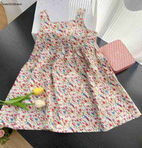 Nouvelles robes de fille Robe de princesse Petite jupe de bébé à imprimé floral Taille 90-150 CM enfants vêtements de marque fronde enfant redingote 24Feb20
