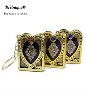 Nouveau Golden Hearthape Mini Version Arabe Version du Coran Pendre Keychain Pendentif The Koran Scripture Course Musulm Gifts Islam Religious3297272