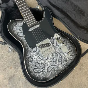 Guitarra eléctrica coral insect usada con pintura nitro Paisley negro, envío gratis