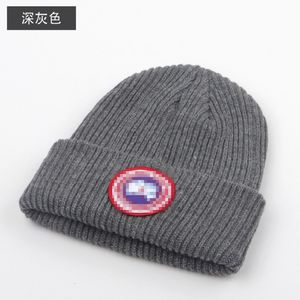 Nouveau chapeau automne et hiver laine chapeau femelle femelle et américaine curling tricot chapeau vertical bande baotou chapeau froid mâle