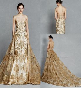 Nuevo Kelly Faetanini Color dorado Tren bordado Desmontable Vestidos de novia reales 2020 Sparkly Sweetheart Sin espalda Dos piezas Weddi7140535
