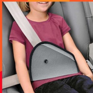 Ajusteur de ceinture de sécurité pour voiture pour enfants, Triangle de sécurité pour bébé, dispositif robuste, positionneur de Protection, accessoires intimes, nouvelle collection