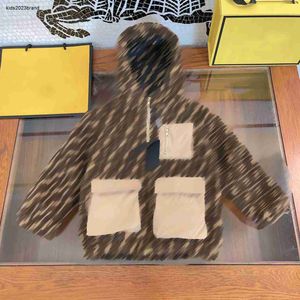 Nouvelle veste pour enfants Toddler Coat Taille 110-160 Designer Baby Clothes Imitation Lamb Cashmere Capon-Coube