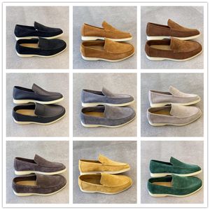 Nuevo diseñador de lujo Loro zapatos para hombre Encantos adornados Mocasines de gamuza Pareja Genuino Confort Cuero Casual resbalón en pisos para hombres Zapato de vestir deportivo 36-46