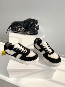 Chaussures décontractées moelleuses pour femmes, nouveau design de luxe, pour automne/hiver 2024, taille 35-39