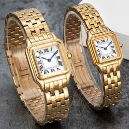 Nouvelle montre pour femme de luxe bracelet en acier inoxydable élégant et à la mode mouvement à quartz importé étanche