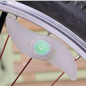 Nouveau Nouveau 1PC vélo lumière vélo lampe LED pneu pneu Valve bouchons roue rayons cyclisme lanternes pour vélo accessoires rouge bleu vert