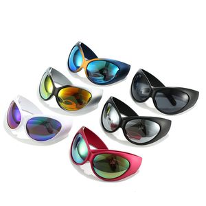 Nouvelle tendance de personnalité Lunettes de soleil Lunettes de soleil de commerce extérieur Lunettes de hip-hop européennes et américaines transfrontalières Lunettes de soleil de fête PF