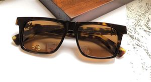 Nouveau populaire vintage hommes lunettes de soleil style punk design rétro cadre carré avec boîte en cuir revêtement réfléchissant lentille anti-UV qualité supérieure